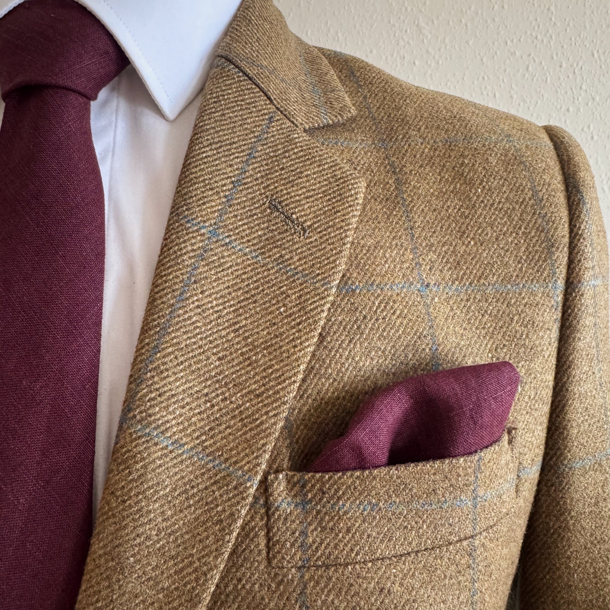 Burgundy Tie in Irish Linen