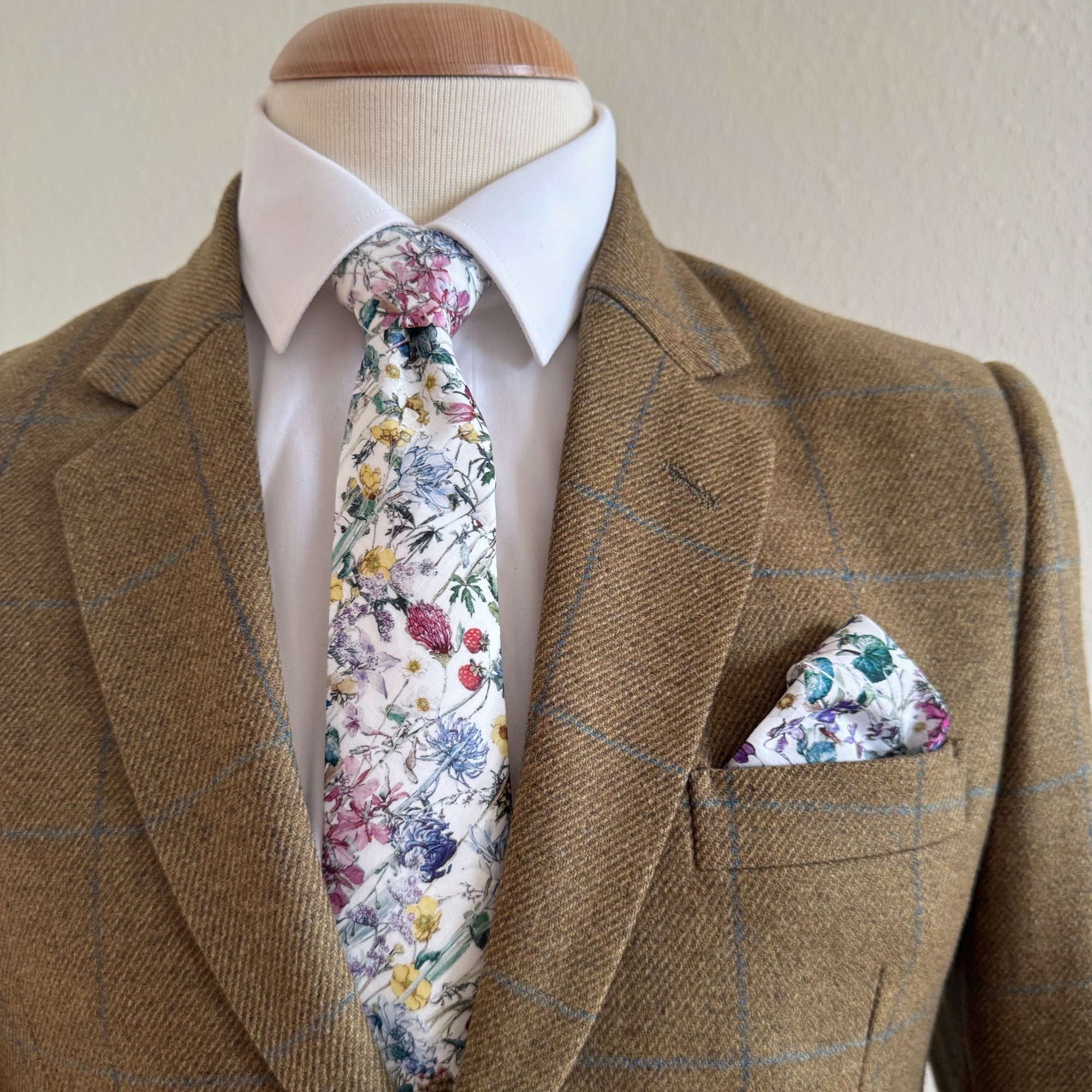 Liberty of London Tie in Wildflowers