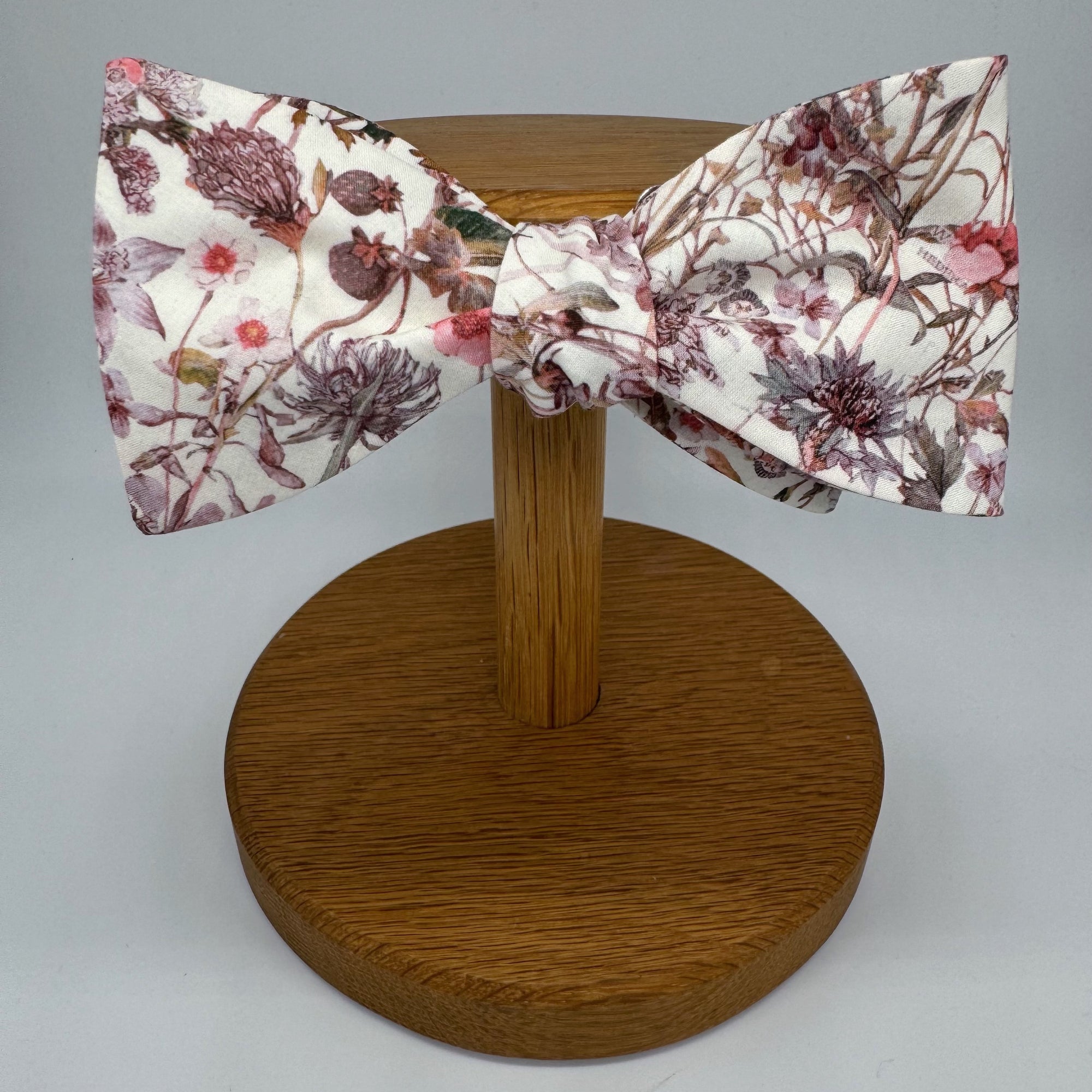 Liberty of London Bow Tie in Dusky Pink Wildflowers