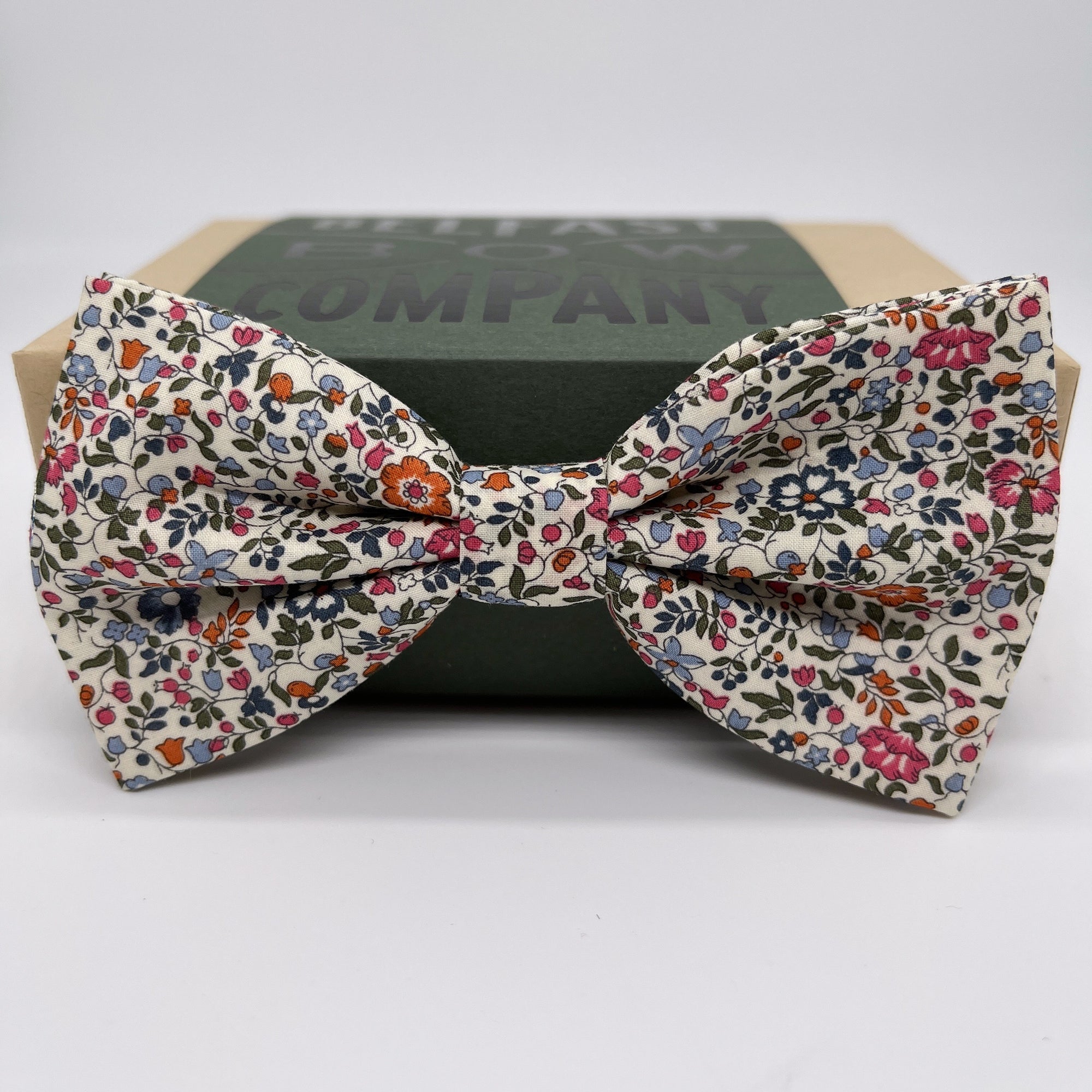 Mens floral bow sale tie